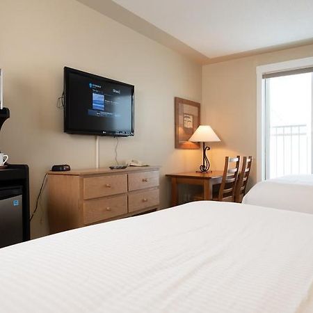 סילבר סטאר The Vance Creek Hotel & Conference Centre מראה חיצוני תמונה