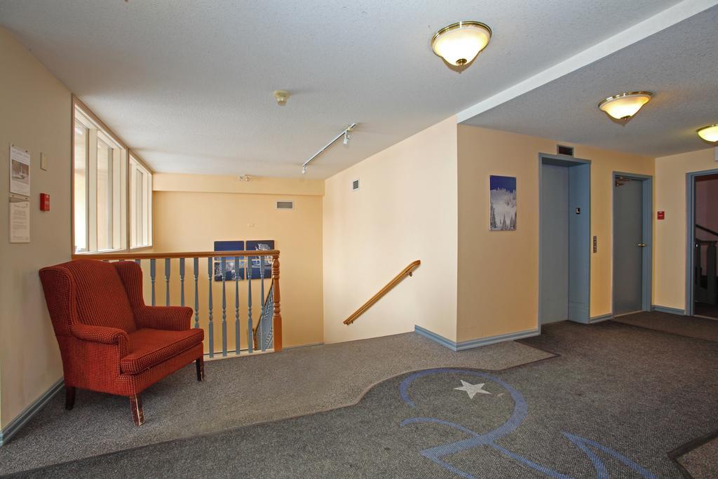 סילבר סטאר The Vance Creek Hotel & Conference Centre מראה חיצוני תמונה